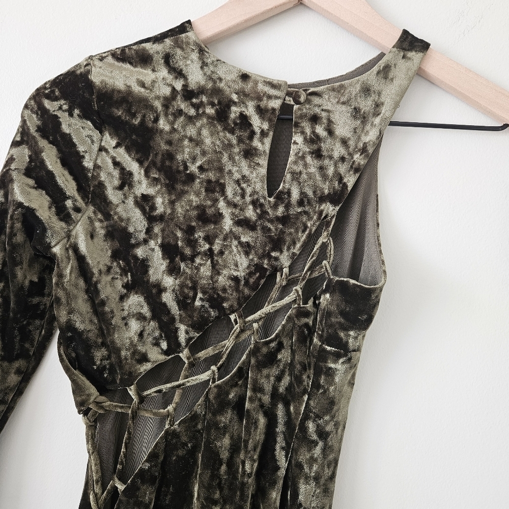 Camila Coelho Olive Green Crushed Velvet One Sleeve Maxi Dress NWT - Picture 11 of 13